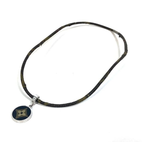 LOUIS VUITTON M65436 Accessories Pandantif Fleur Monogram Choker - Picture 1 of 7